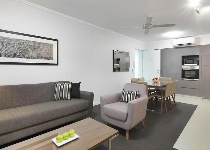 Oaks Mackay Carlyle Suites